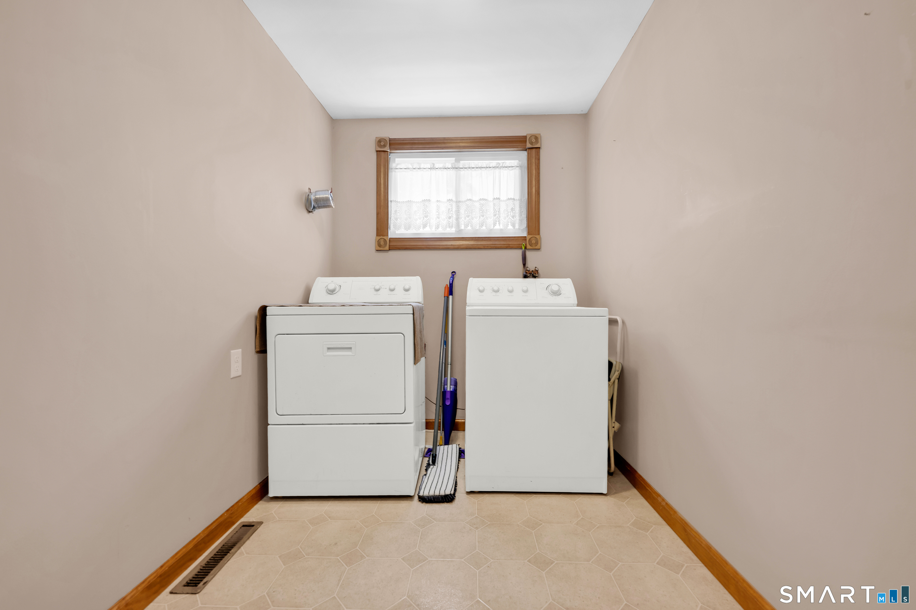 140 Saugus Avenue Watertown CT 06779