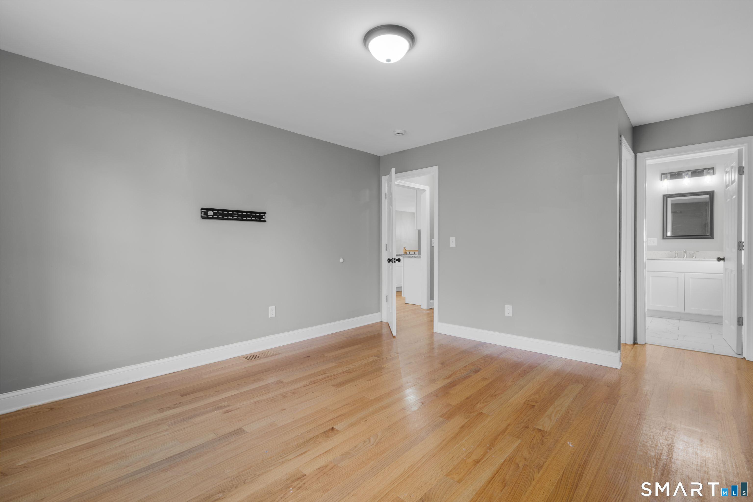 59 Midland Road Waterbury CT 06705