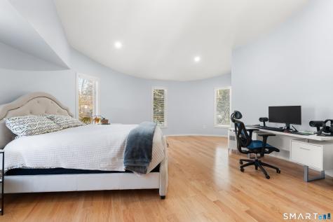 2177 Cross Highway Fairfield CT 06824