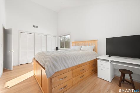 2177 Cross Highway Fairfield CT 06824
