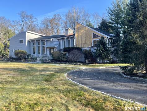 2177 Cross Highway Fairfield CT 06824