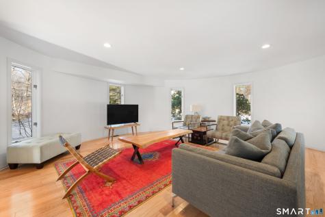 2177 Cross Highway Fairfield CT 06824