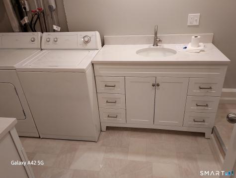 18 Maple Avenue Essex CT 06426