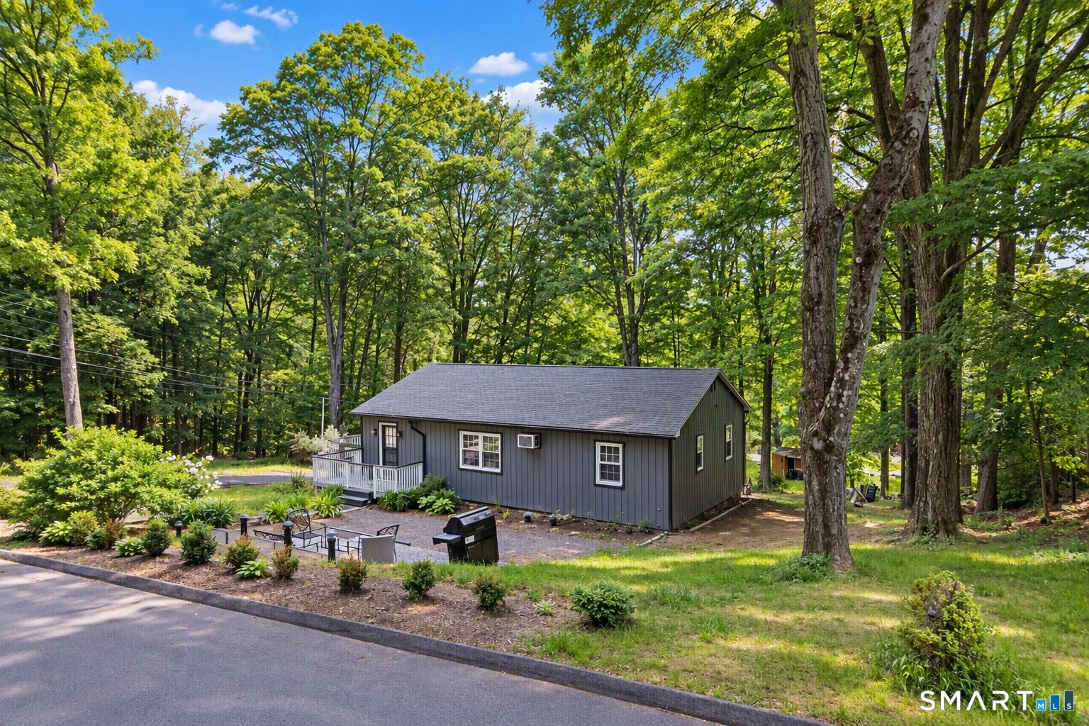 10 Brook Drive New Fairfield CT 06812