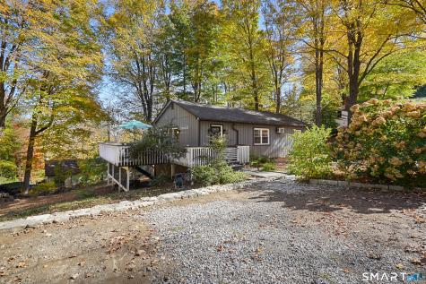 10 Brook Drive New Fairfield CT 06812