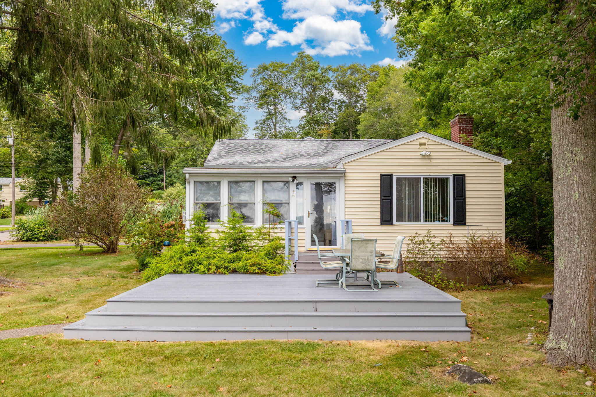 2 Raymond Road East Hampton CT 06424