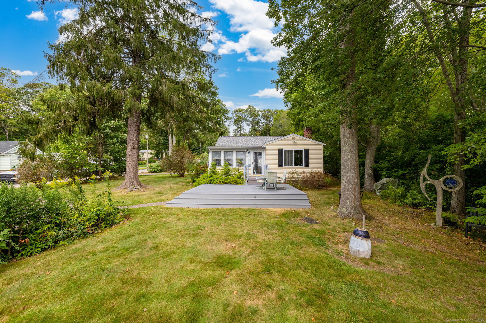 2 Raymond Road East Hampton CT 06424
