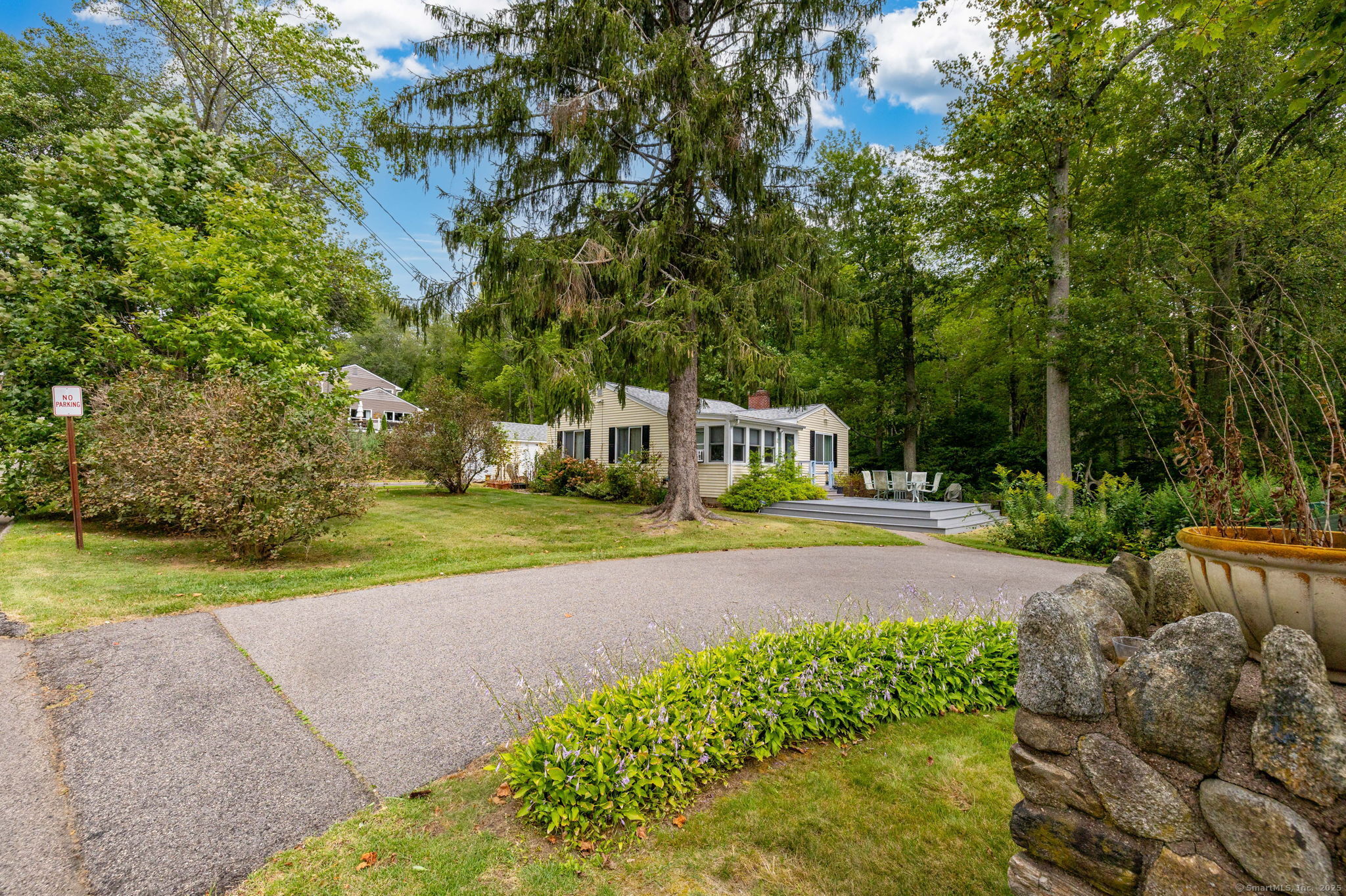 2 Raymond Road East Hampton CT 06424