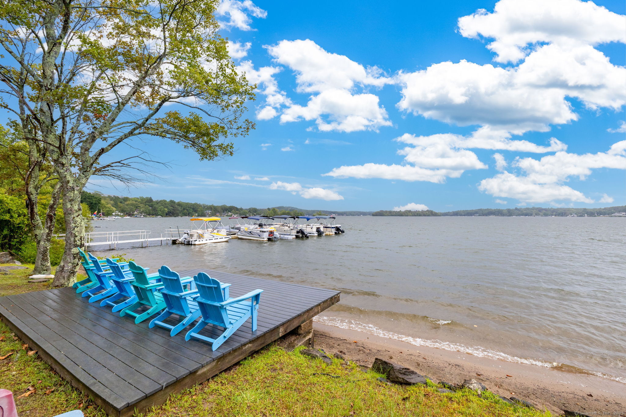 2 Raymond Road East Hampton CT 06424