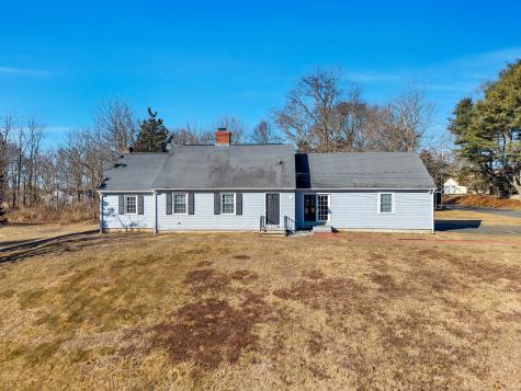 1 Liberty Ridge Clinton CT 06413