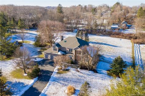 9 Susan Lane Newtown CT 06470