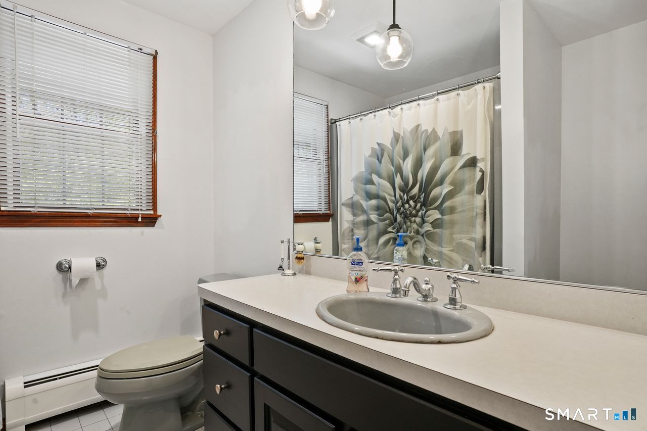 117 Rolling Hills Drive Oxford CT 06478