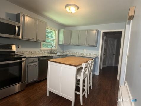 110 Green Hill Lane Cheshire CT 06410