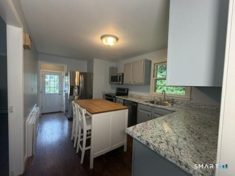 110 Green Hill Lane Cheshire CT 06410