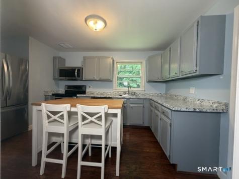 110 Green Hill Lane Cheshire CT 06410