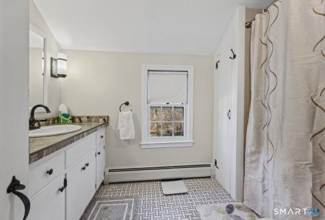 12 Penwood Road Bloomfield CT 06002