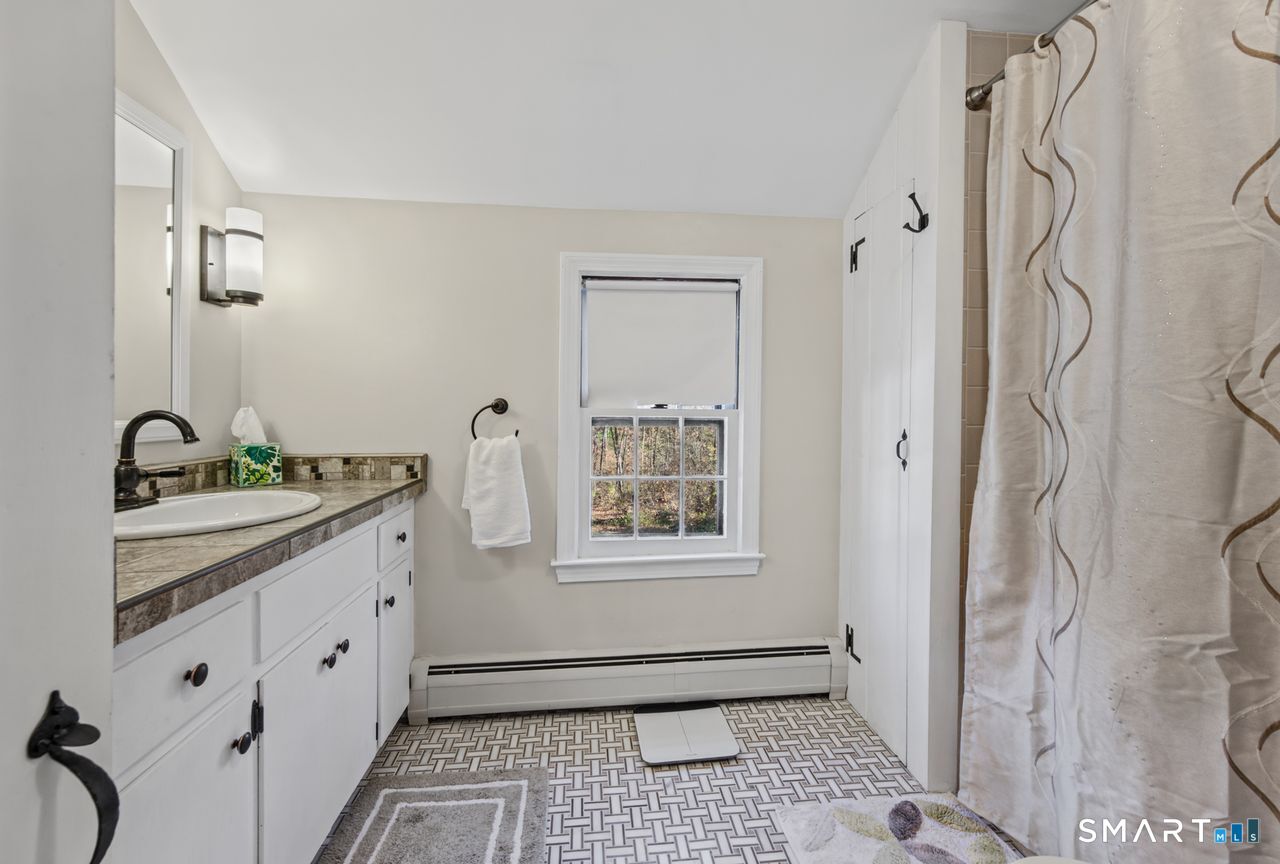 12 Penwood Road Bloomfield CT 06002