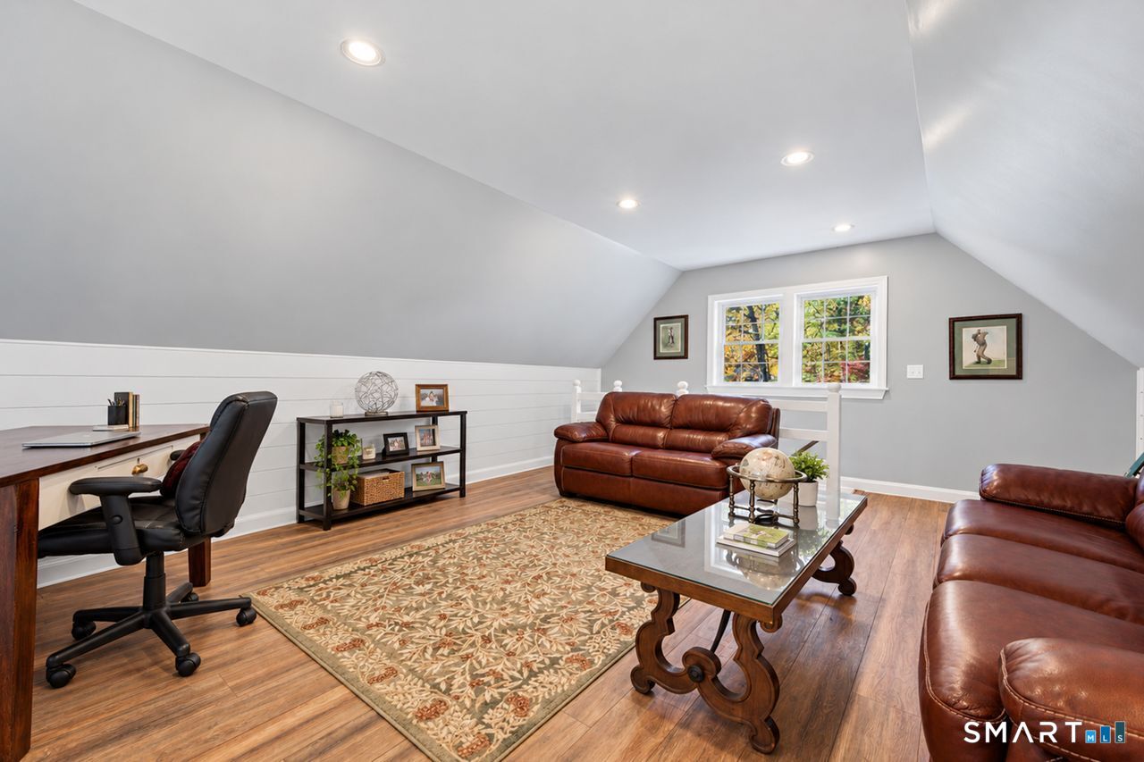 12 Penwood Road Bloomfield CT 06002