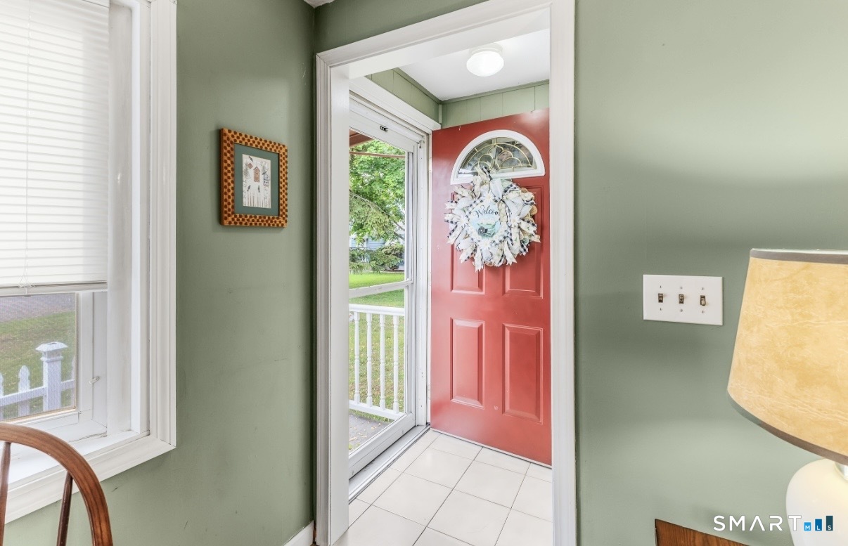 17 Trinity Lane Windsor Locks CT 06096