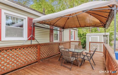 17 Trinity Lane Windsor Locks CT 06096