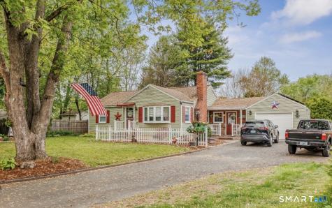 17 Trinity Lane Windsor Locks CT 06096