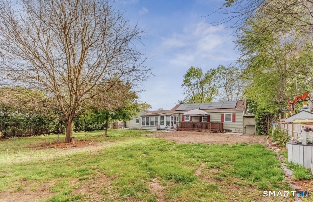 17 Trinity Lane Windsor Locks CT 06096