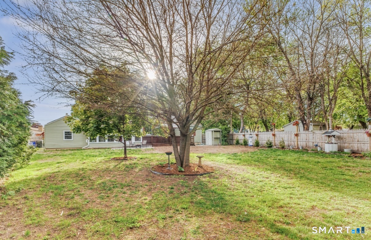 17 Trinity Lane Windsor Locks CT 06096