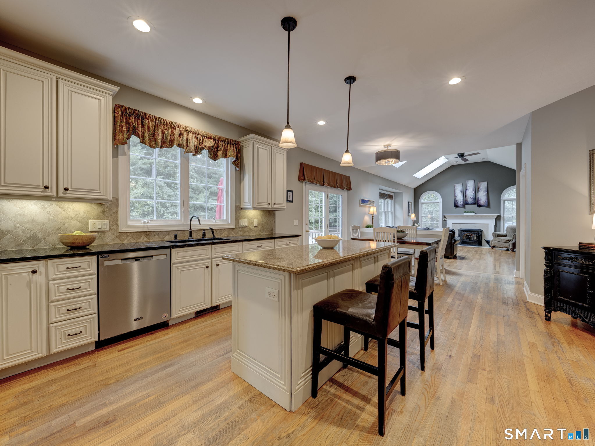 3 Quarterhorse Drive Ellington CT 06029