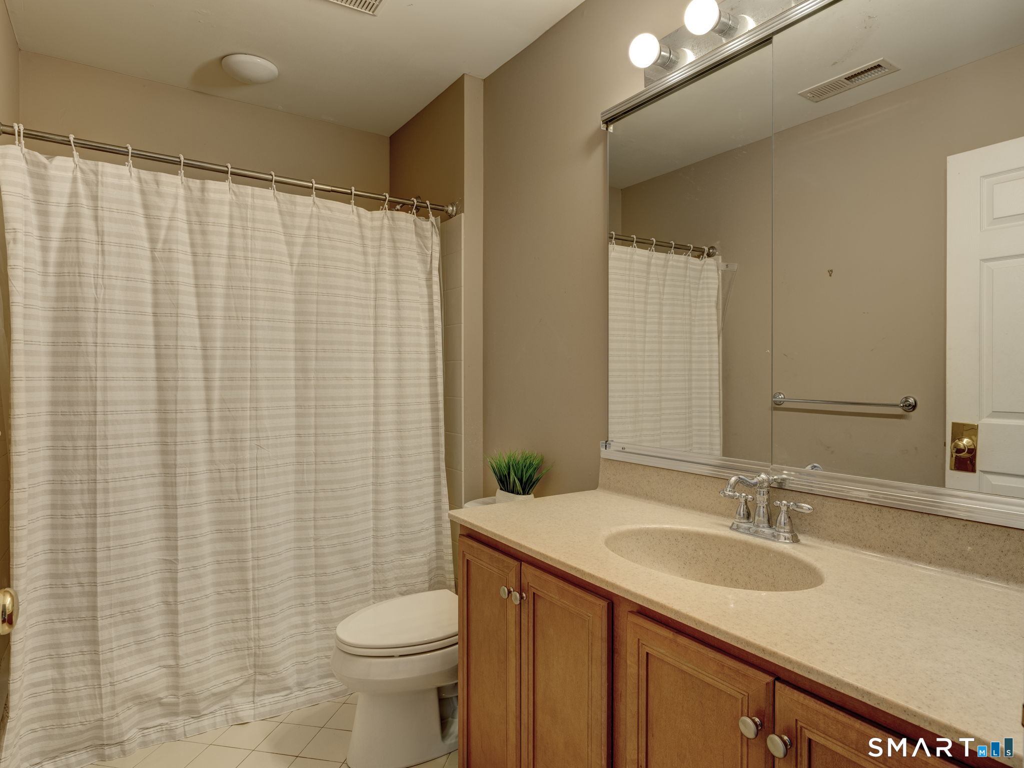 3 Quarterhorse Drive Ellington CT 06029