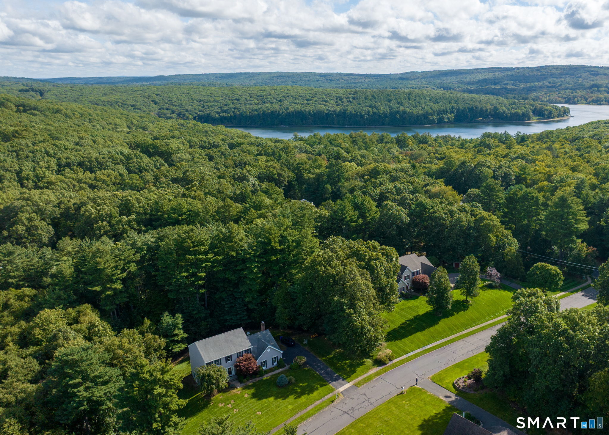 3 Quarterhorse Drive Ellington CT 06029