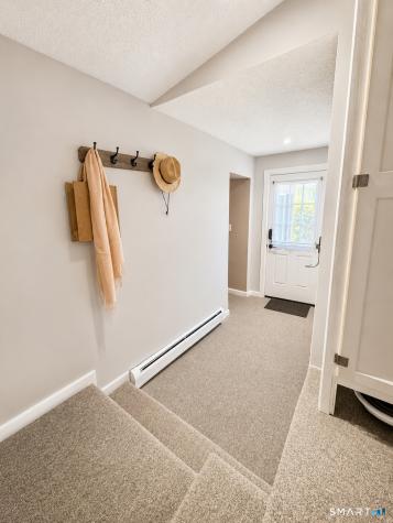 17 Trumbull Place North Haven CT 06473