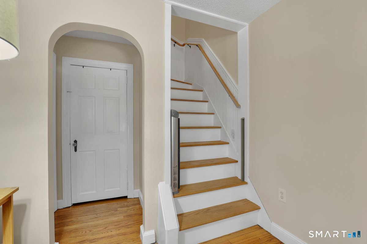 17 Trumbull Place North Haven CT 06473