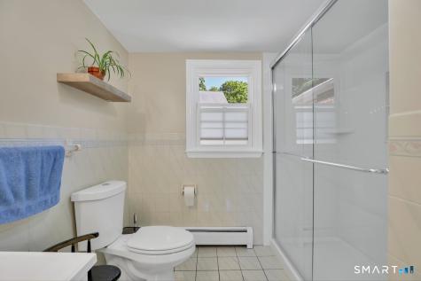 17 Trumbull Place North Haven CT 06473