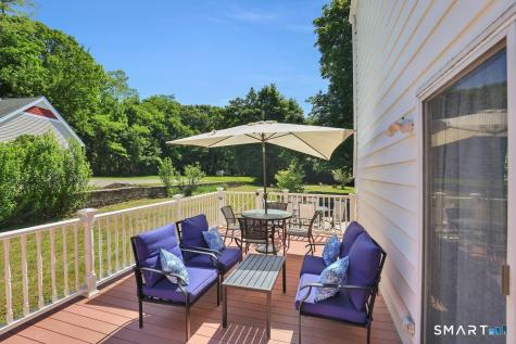 17 Trumbull Place North Haven CT 06473