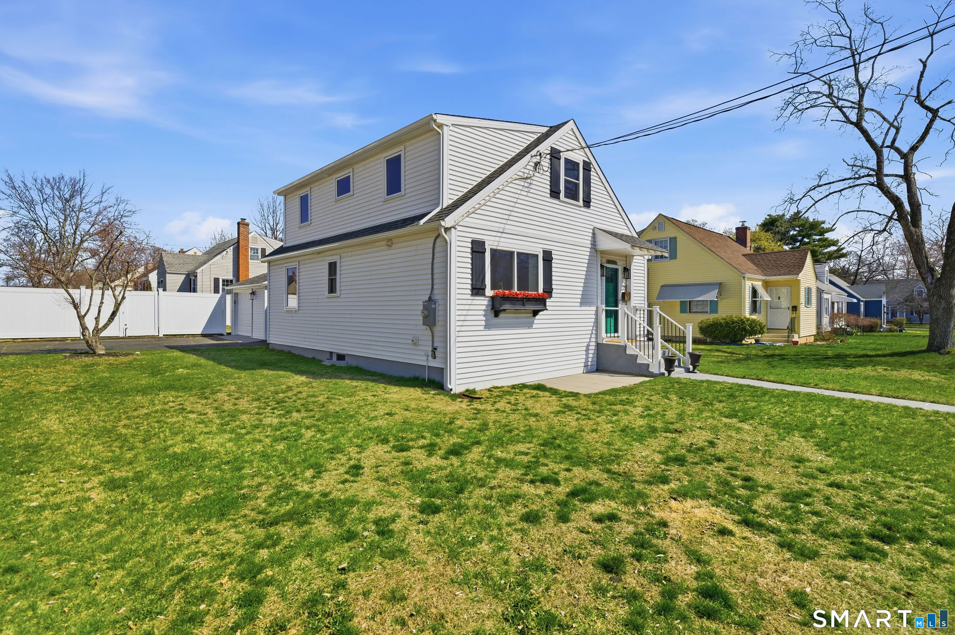 21 Deepwood Drive Manchester CT 06040
