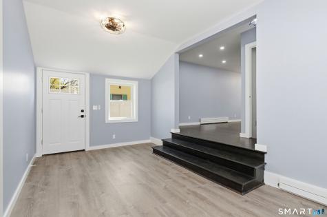 21 Deepwood Drive Manchester CT 06040