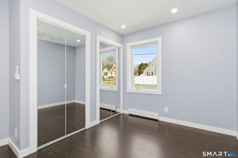 21 Deepwood Drive Manchester CT 06040