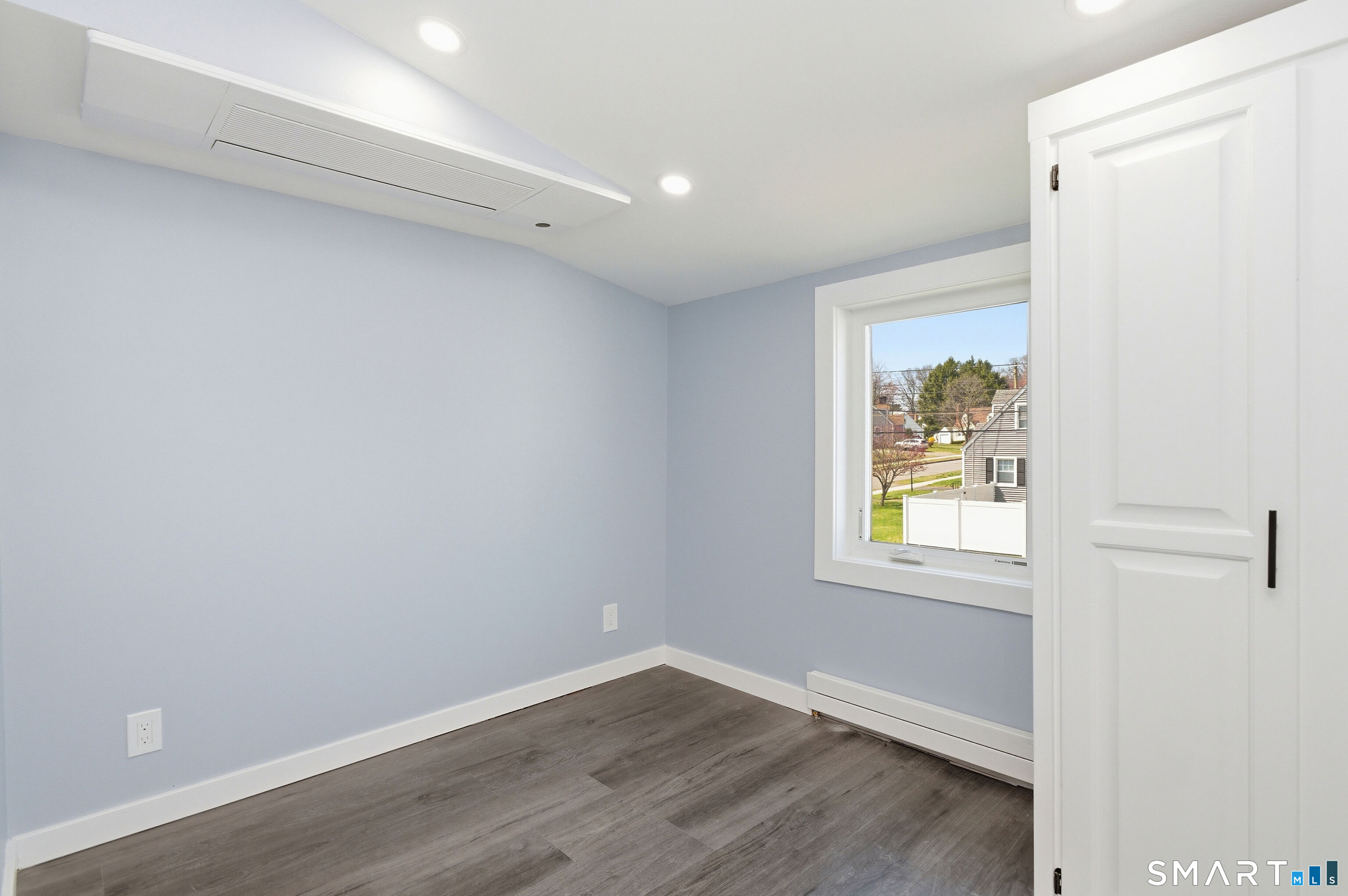 21 Deepwood Drive Manchester CT 06040