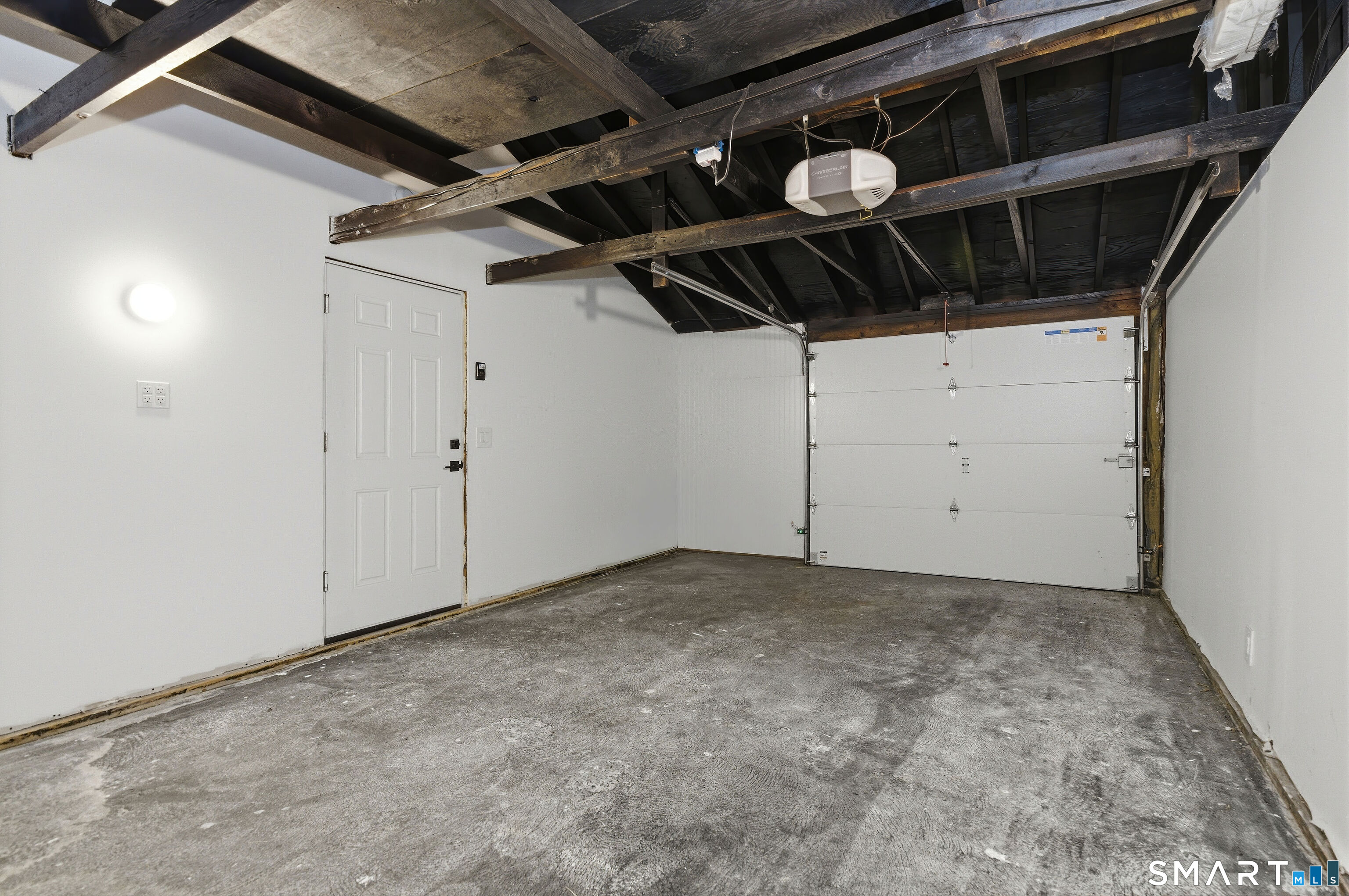 21 Deepwood Drive Manchester CT 06040