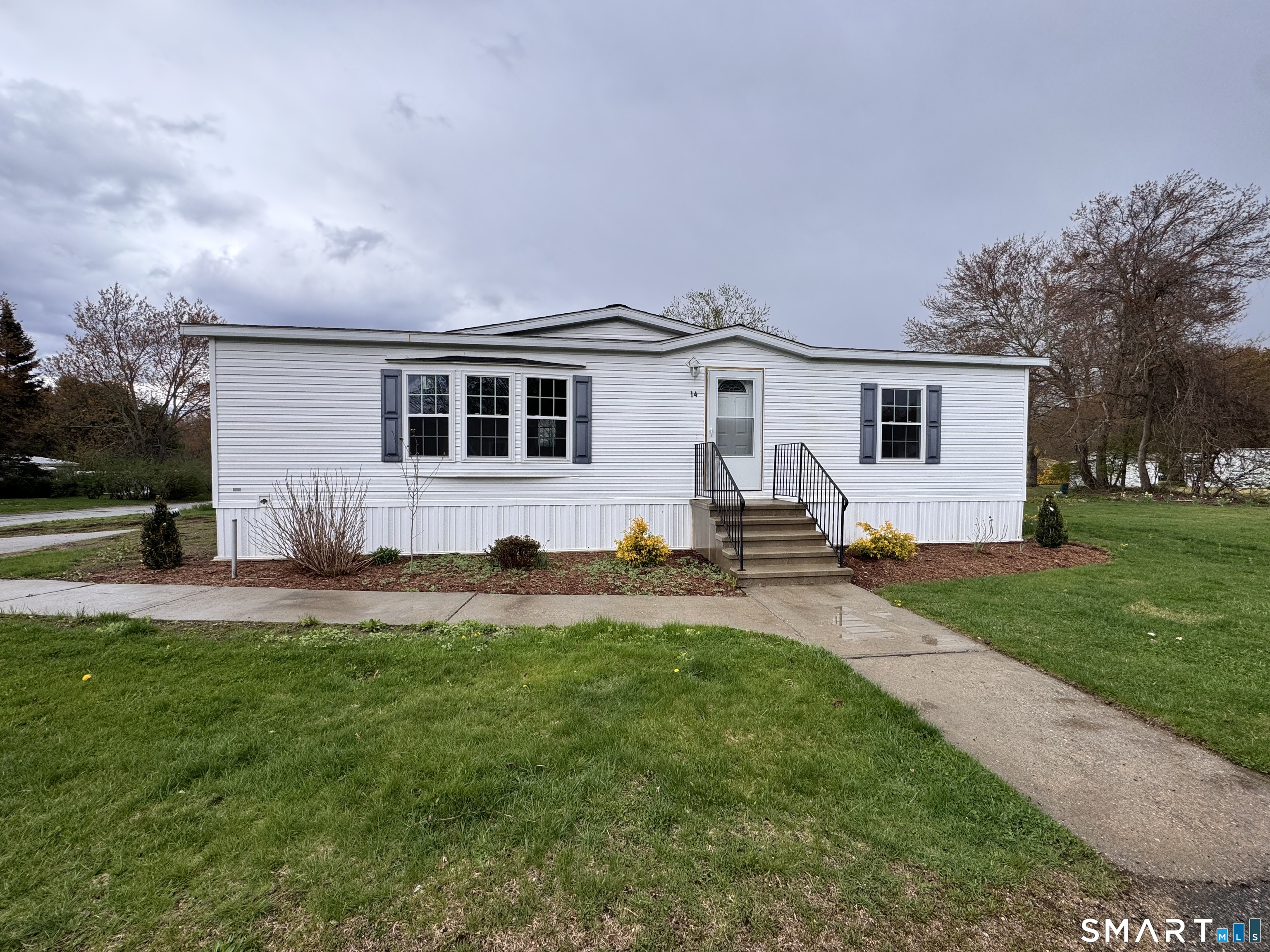 14 Skylark Road Colchester CT 06415