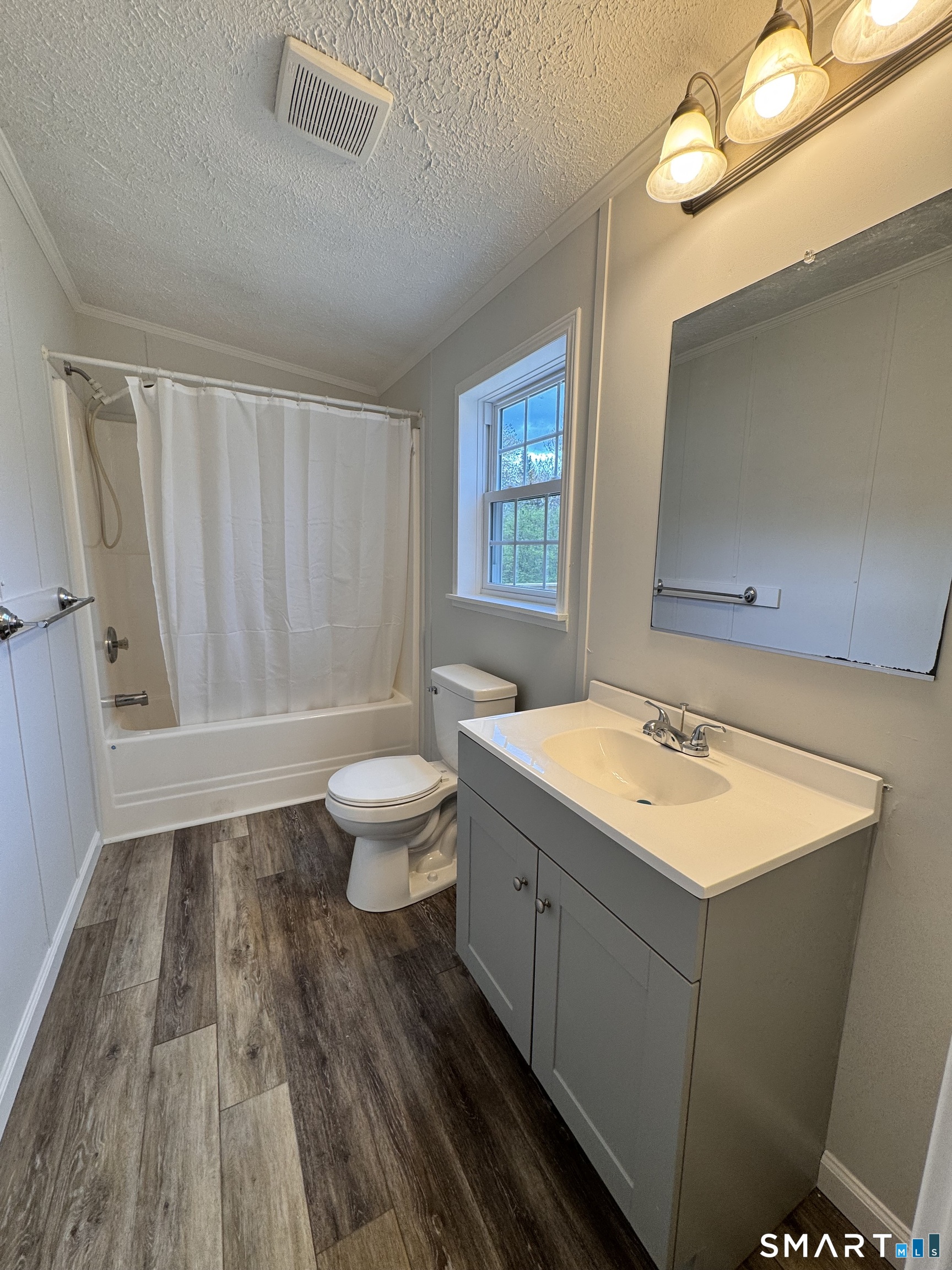 14 Skylark Road Colchester CT 06415