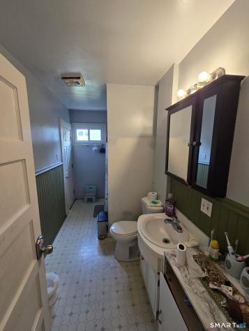 839 Cleveland Avenue Bridgeport CT 06604
