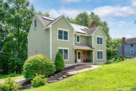85 Wildewood Run Bristol CT 06010