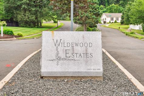 85 Wildewood Run Bristol CT 06010