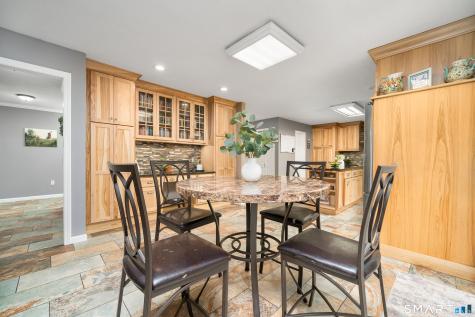 85 Wildewood Run Bristol CT 06010