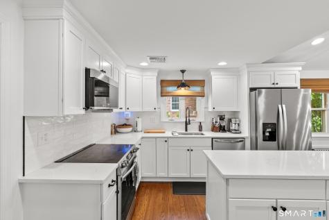 1735 Asylum Avenue West Hartford CT 06117