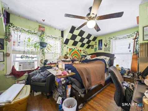 182 Broad Street Norwich CT 06360