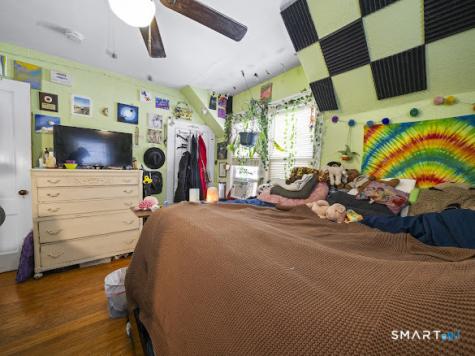 182 Broad Street Norwich CT 06360