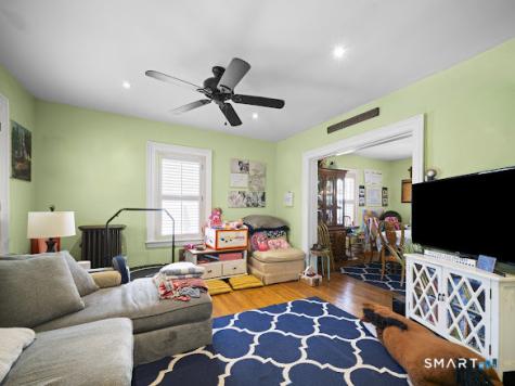 182 Broad Street Norwich CT 06360