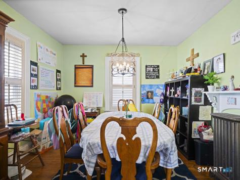 182 Broad Street Norwich CT 06360